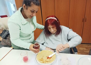 Cvičení při smažení palačinek