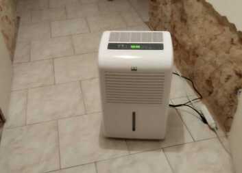 Vysoušeče pomáhají vytopeným rodinám