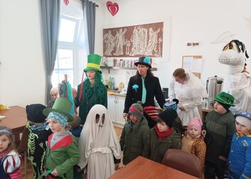 Domov navštívili princezny i vodníci