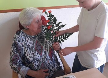 MDŽ za zvuků harmoniky